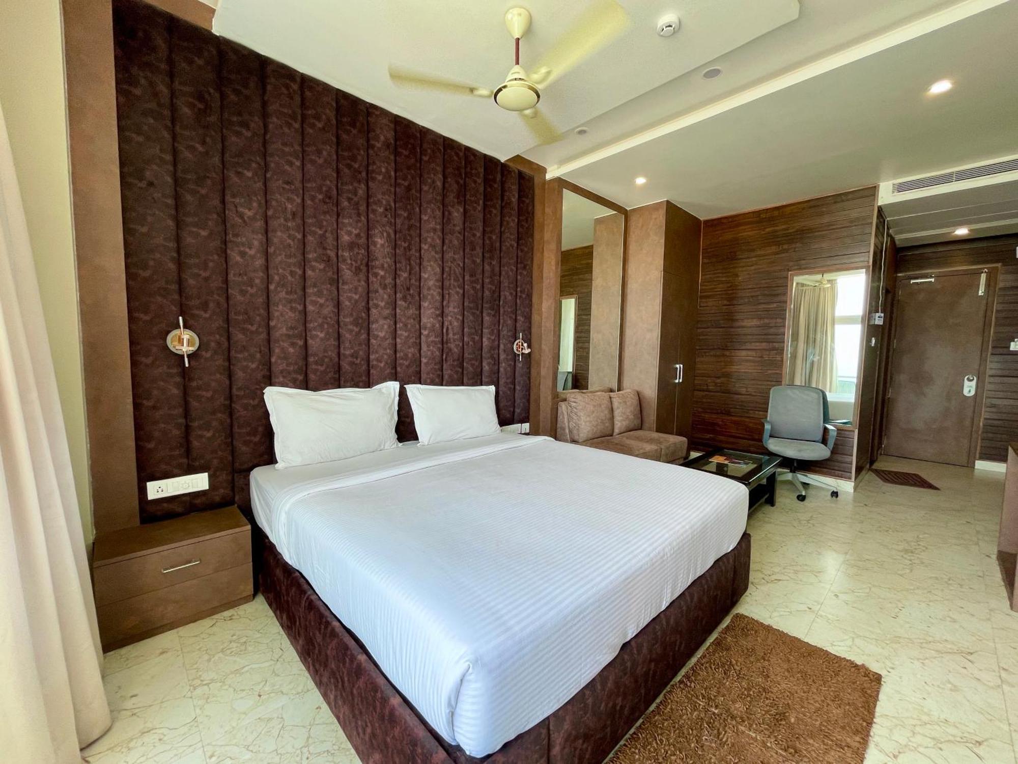 Hotel Tbs In Puri Bagian luar foto