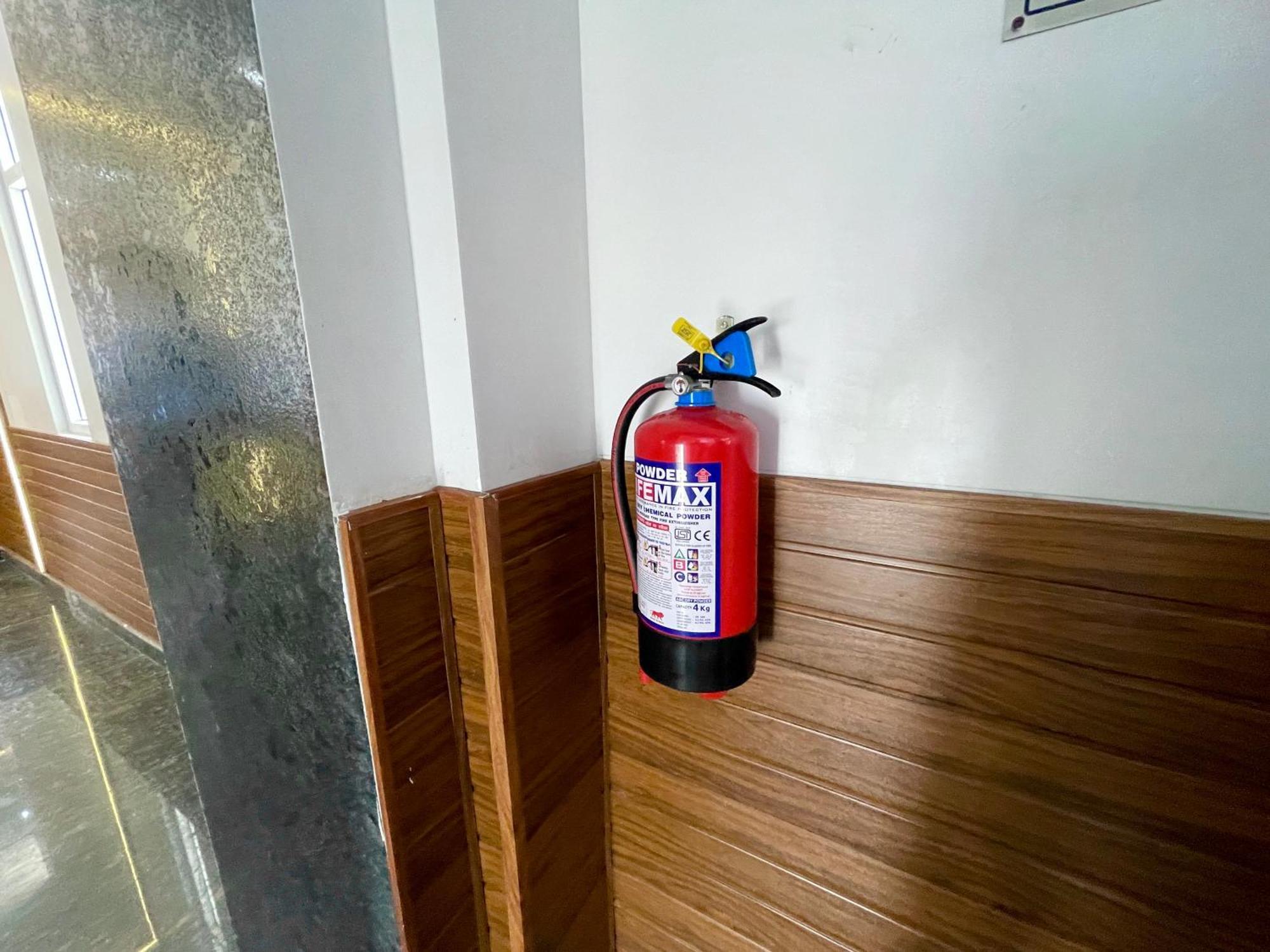 Hotel Tbs In Puri Bagian luar foto
