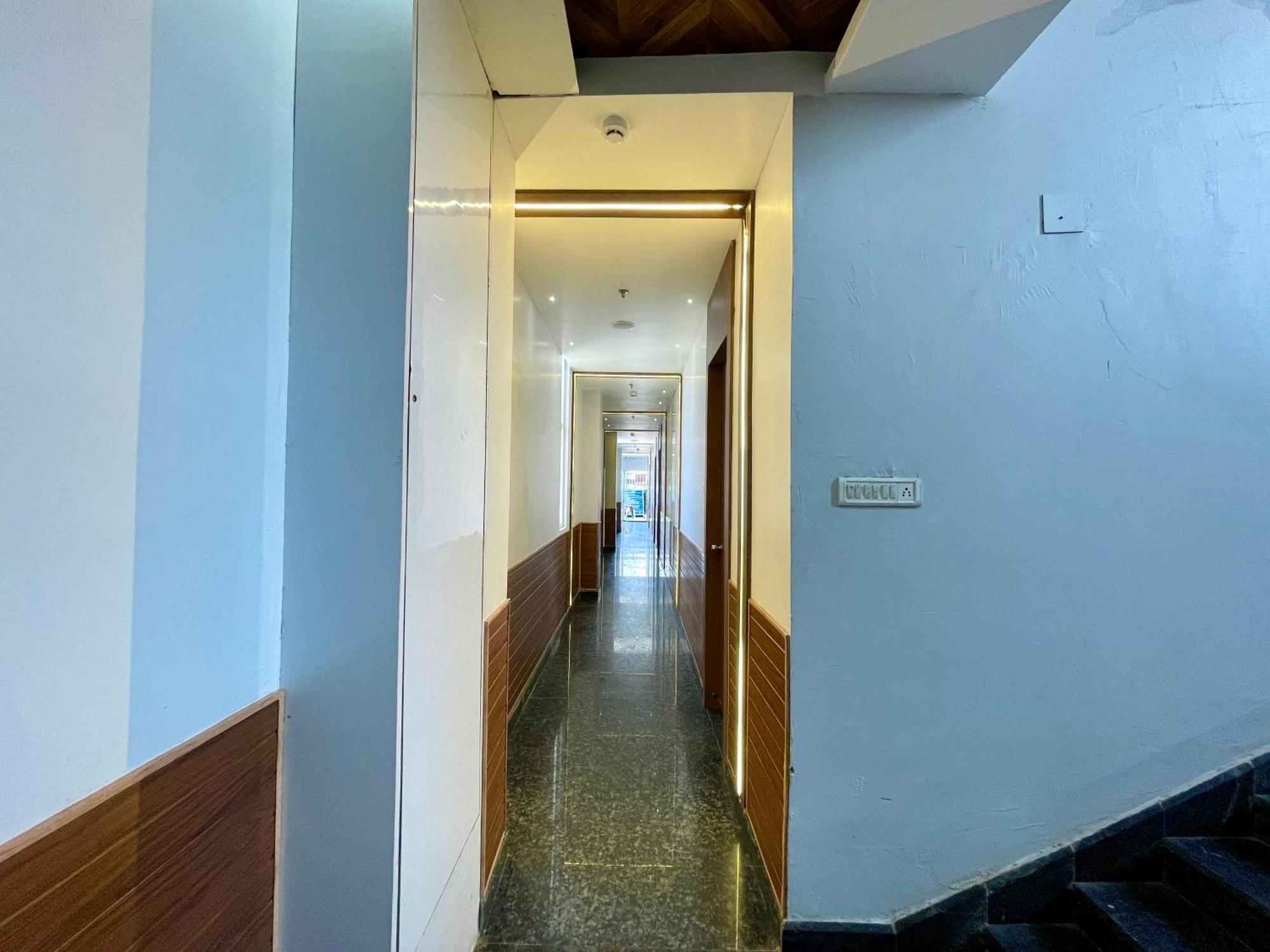 Hotel Tbs In Puri Bagian luar foto