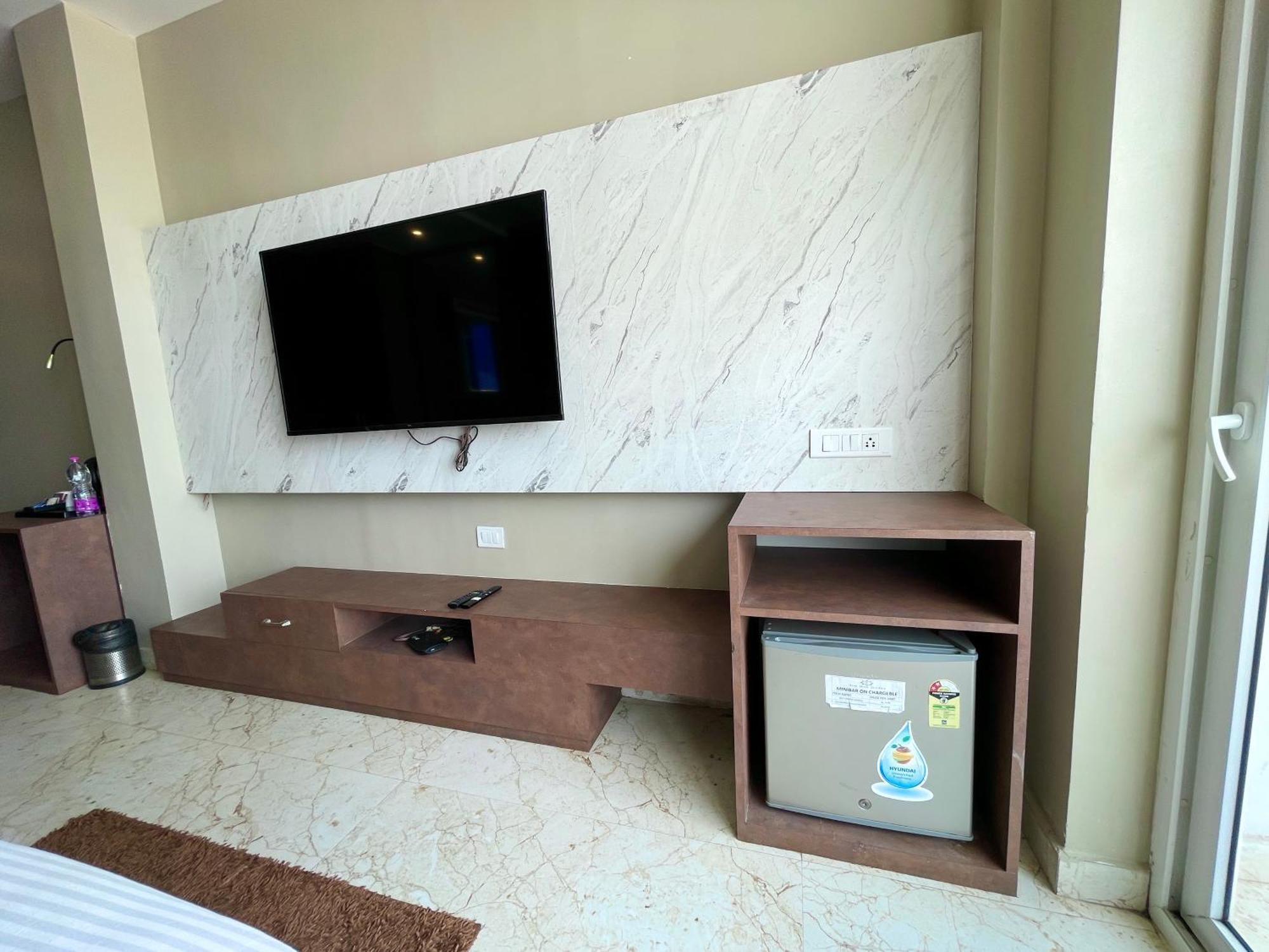 Hotel Tbs In Puri Bagian luar foto