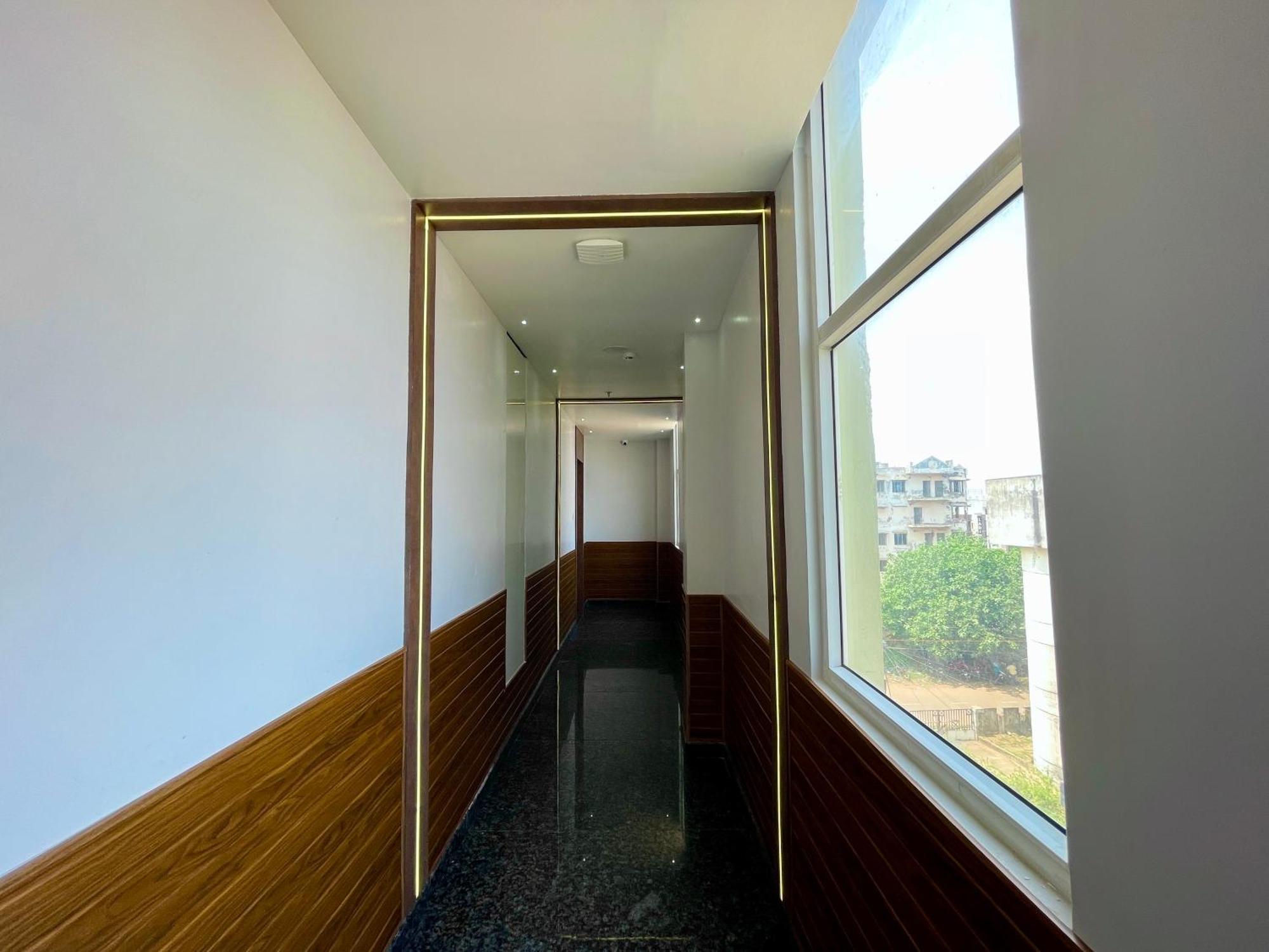 Hotel Tbs In Puri Bagian luar foto